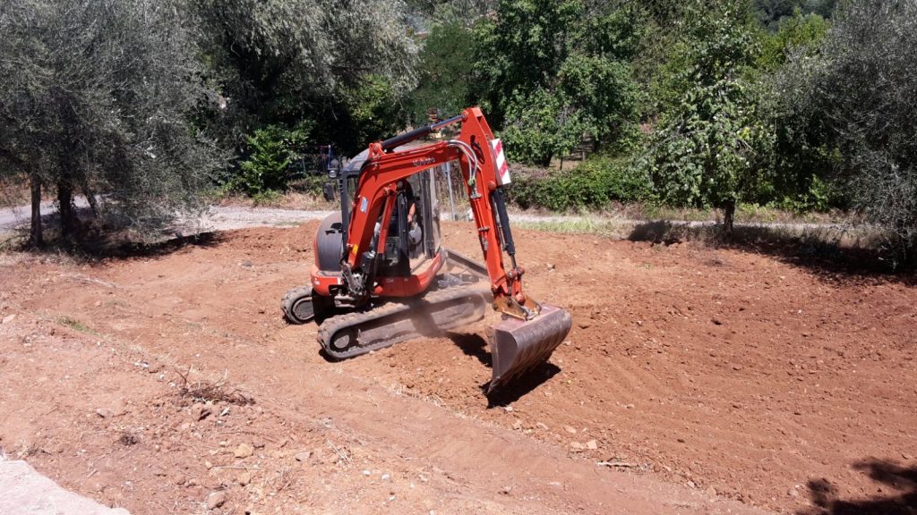 Movimentazione terreno a valle